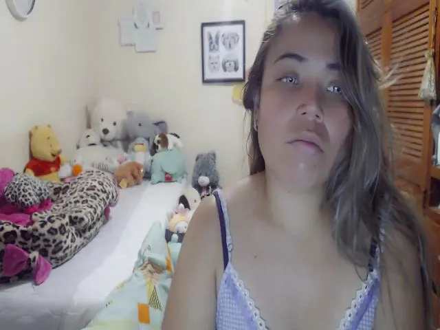 Live sex webcam photo for Meganhill_ #272319506