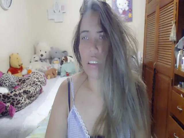 Live sex webcam photo for Meganhill_ #272321364