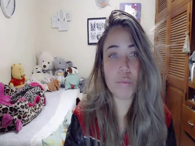 Live sex webcam photo for Meganhill_ #272361080