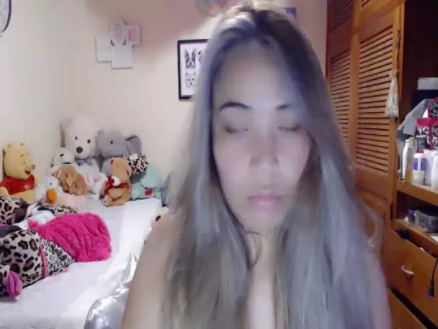 Live sex webcam photo for Meganhill_ #272428557