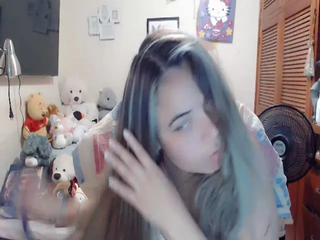 Live sex webcam photo for Meganhill_ #272745663