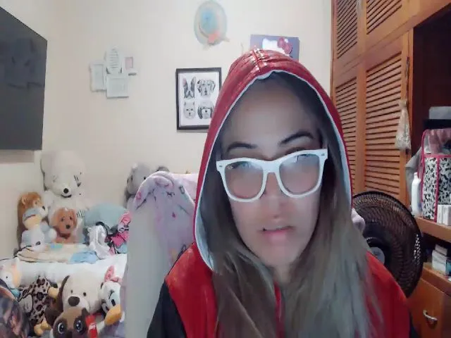 Live sex webcam photo for Meganhill_ #272946331