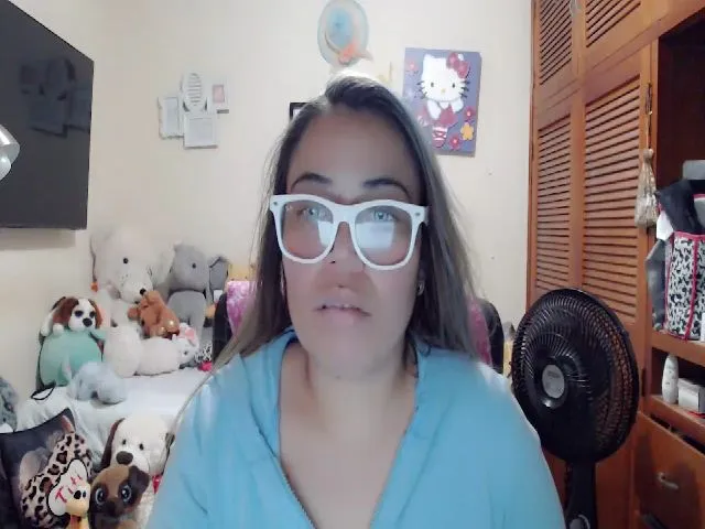 Live sex webcam photo for Meganhill_ #273120167