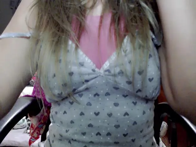 Live sex webcam photo for Meganhill_ #273361601