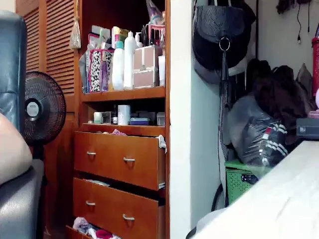 Live sex webcam photo for Meganhill_ #273528138