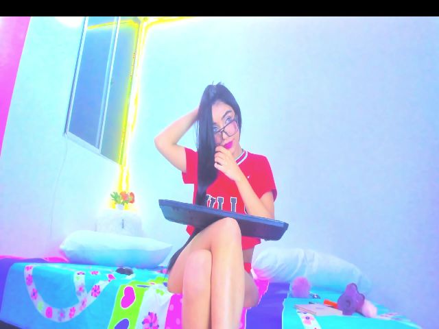 Live sex webcam photo for Meganmoore_ #273040258