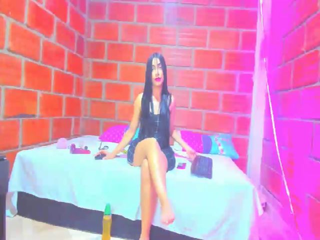 Live sex webcam photo for Meganmoore_ #274431342