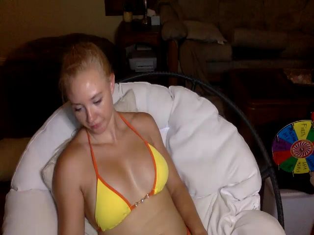 Live sex webcam photo for Megaslut4u #273760998