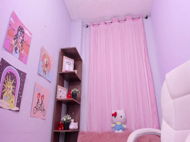 Live sex webcam photo for Meghan005 #272709126