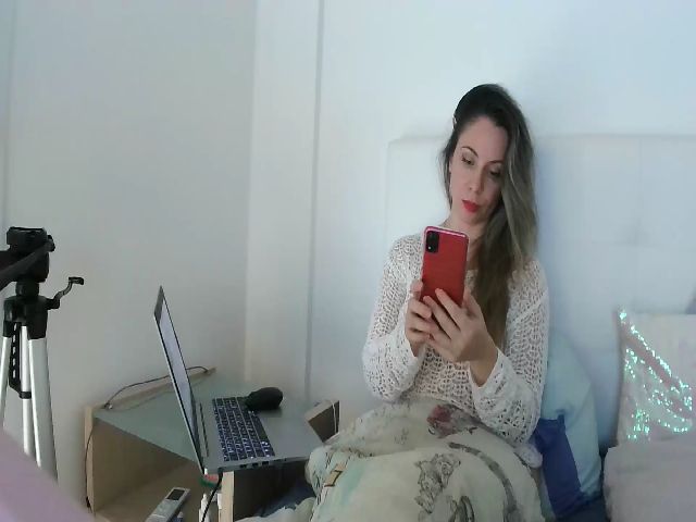 Live sex webcam photo for Mel309 #273873517