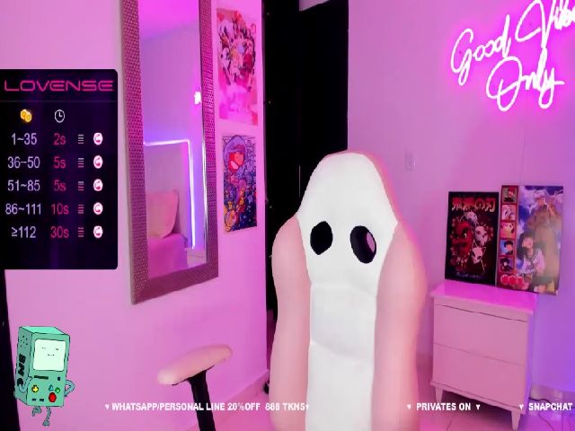 Live sex webcam photo for Melaniemiler #271906014