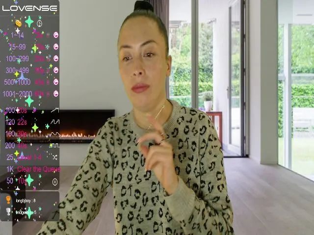 Live sex webcam photo for Melanny_69 #272599916