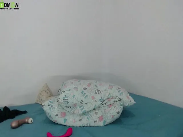 Live sex webcam photo for Melanytwin #271833158