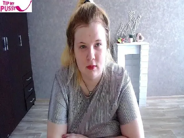 Live sex webcam photo for Melina_Top #273845967