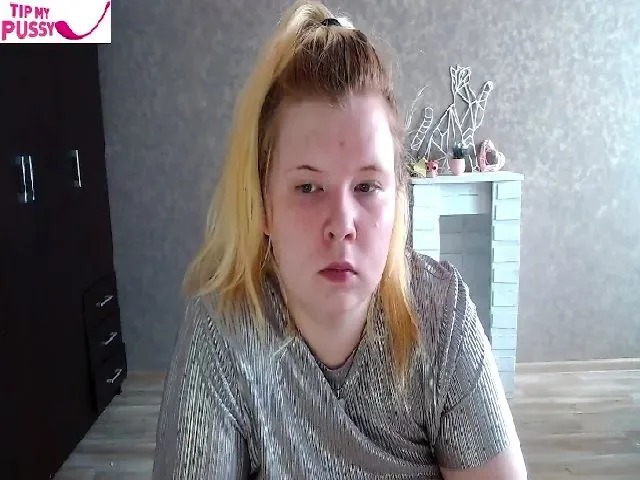 Live sex webcam photo for Melina_Top #273848796