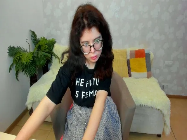 Live sex webcam photo for MelisaBard #272358363