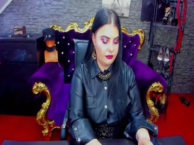 Live sex webcam photo for MelissaGlow #273493805