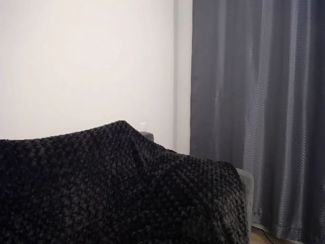 Live sex webcam photo for MellisaFunny #273318805