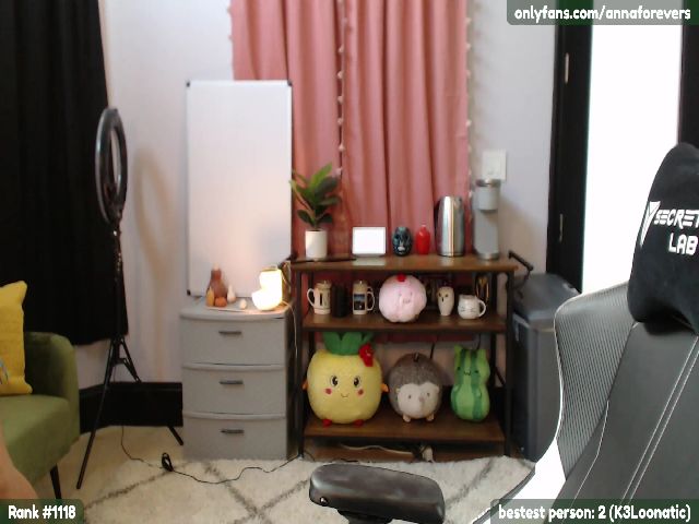 Live sex webcam photo for melon #273873353