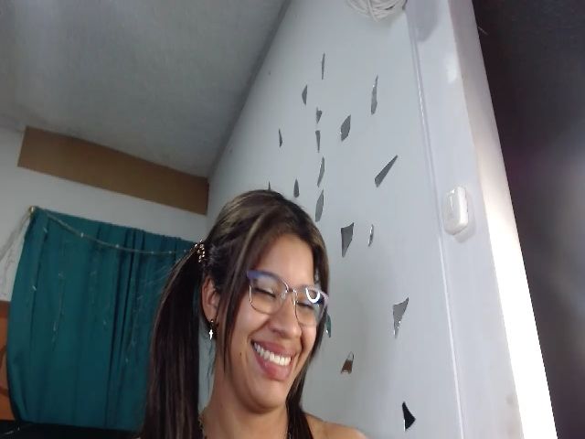 Live sex webcam photo for Melyany_jk #271797626