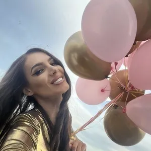 Live sex webcam photo for Meow_S #289931837