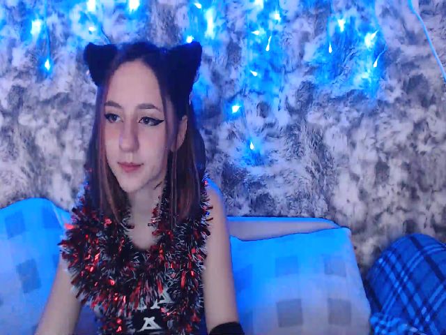 Live sex webcam photo for Meowny #271769419