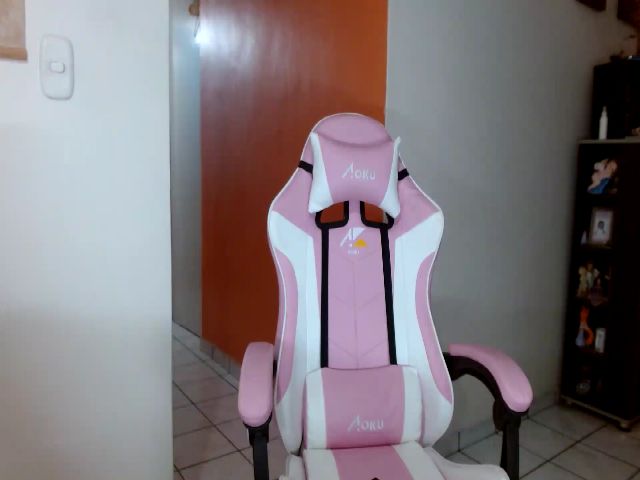 Live sex webcam photo for Mermaid_A #273056274