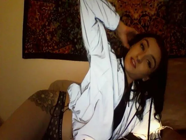 Live sex webcam photo for Mermaidgalll #271893950