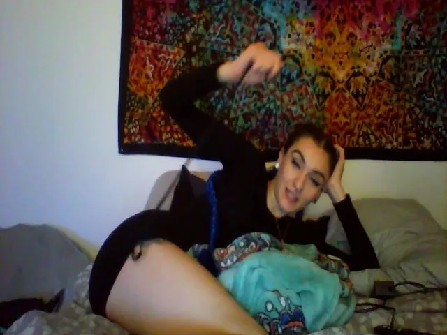 Live sex webcam photo for Mermaidgalll #274052912