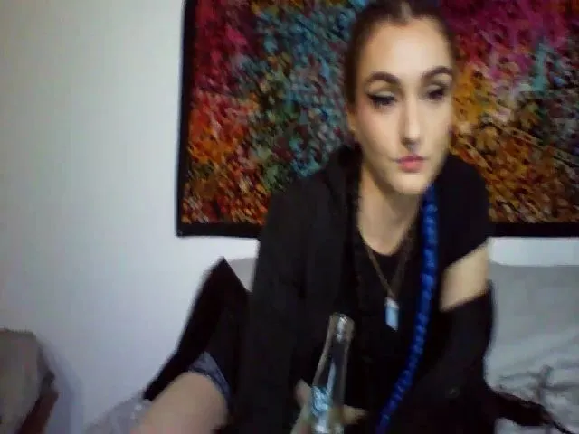 Live sex webcam photo for Mermaidgalll #274315558