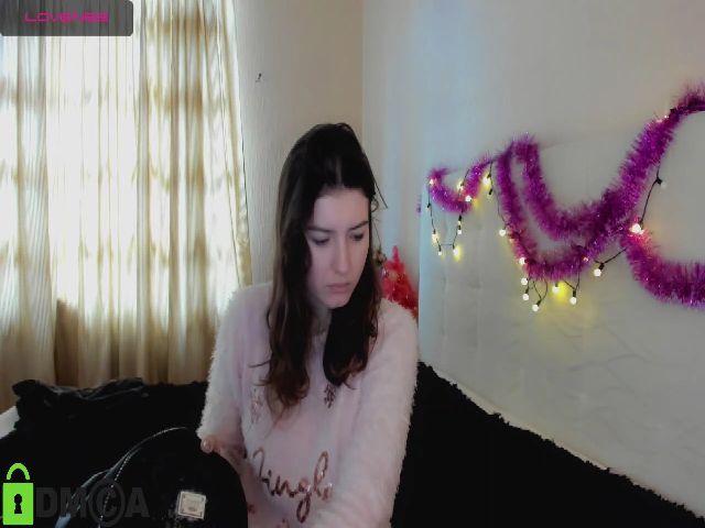 Live sex webcam photo for Merreditt #271882037