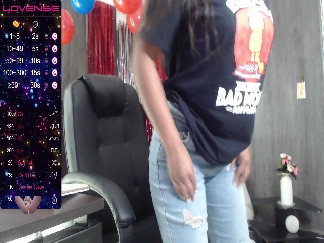 Live sex webcam photo for Mia9377 #273961796