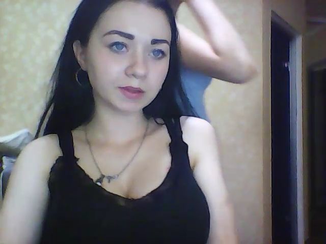 Live sex webcam photo for MiaBoginya #273958632