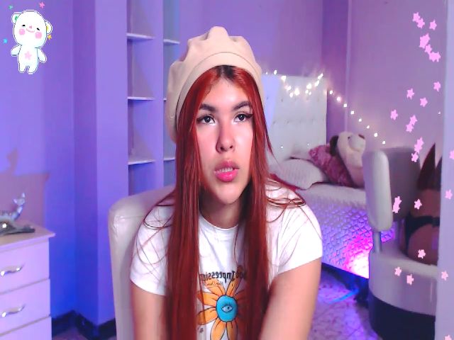 Live sex webcam photo for MiaBrookee #271750010