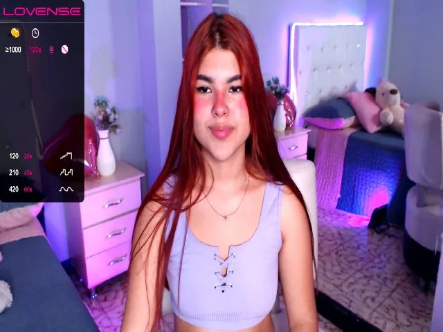 Live sex webcam photo for MiaBrookee #272597636