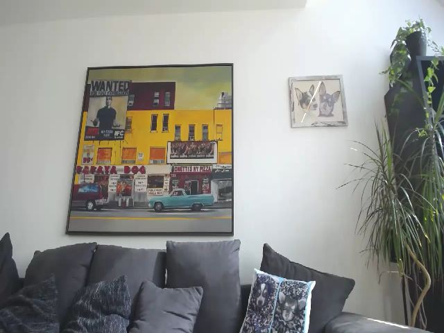 Live sex webcam photo for MiaMaxxx #274531320