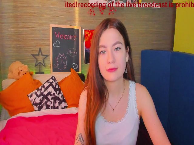 Live sex webcam photo for MiaNemalkova #272535197