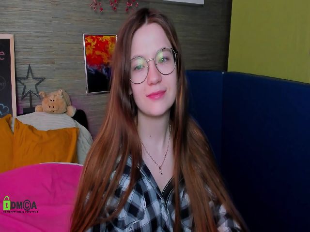 Live sex webcam photo for MiaNemalkova #272721646