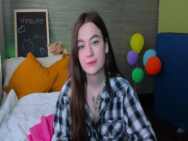 Live sex webcam photo for MiaNemalkova #273252813