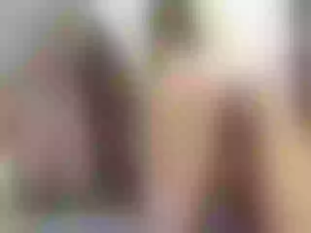 Live sex webcam photo for Mia_29 #272973159