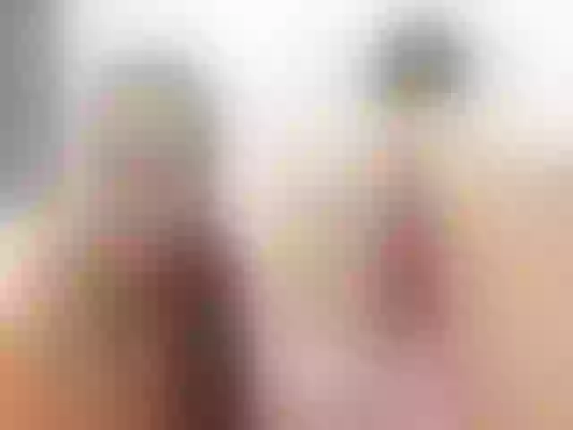 Live sex webcam photo for Mia_29 #273361843