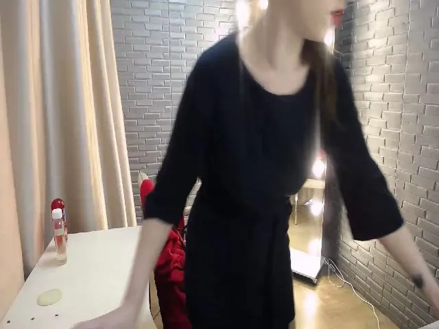 Live sex webcam photo for Mia_Art #273148732