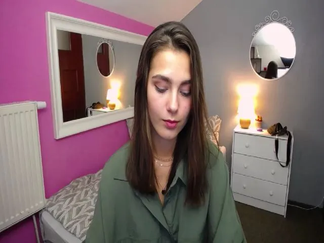 Live sex webcam photo for Mia_Rose19 #272969615