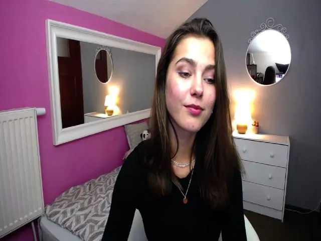 Live sex webcam photo for Mia_Rose19 #272980063