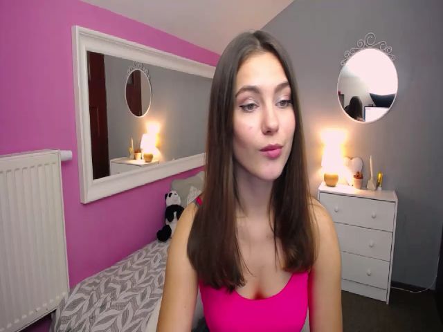 Live sex webcam photo for Mia_Rose19 #273579168