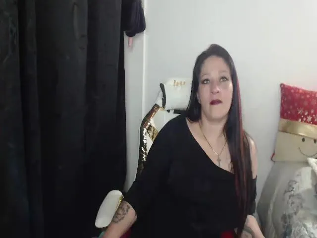 Live sex webcam photo for Mia_Star #272157738