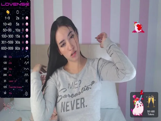 Live sex webcam photo for Mia_lee_e #271912849