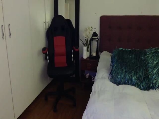 Live sex webcam photo for Miacollins1x #272682327