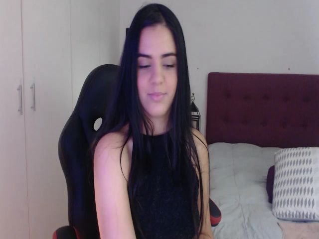 Live sex webcam photo for Miacollins1x #273038707