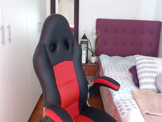 Live sex webcam photo for Miacollins1x #273325809